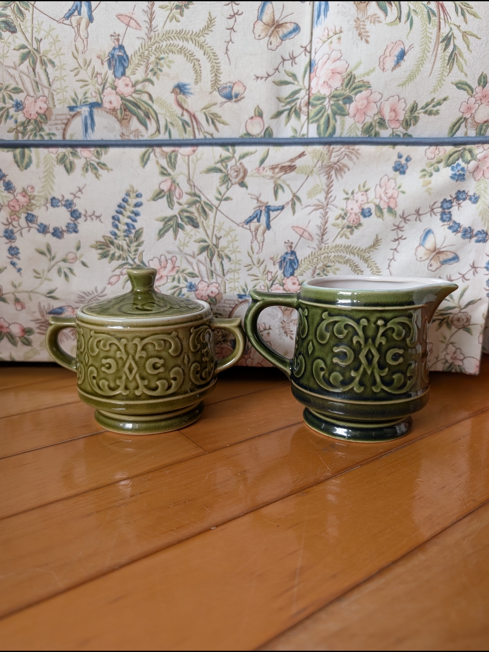 Vtg Cream And Sugar Set